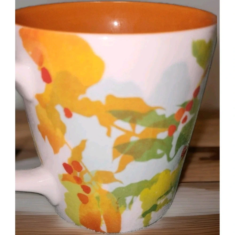 New Starbucks Fall Leaves and Berries Mugs 2008 Large White Orange Collectible